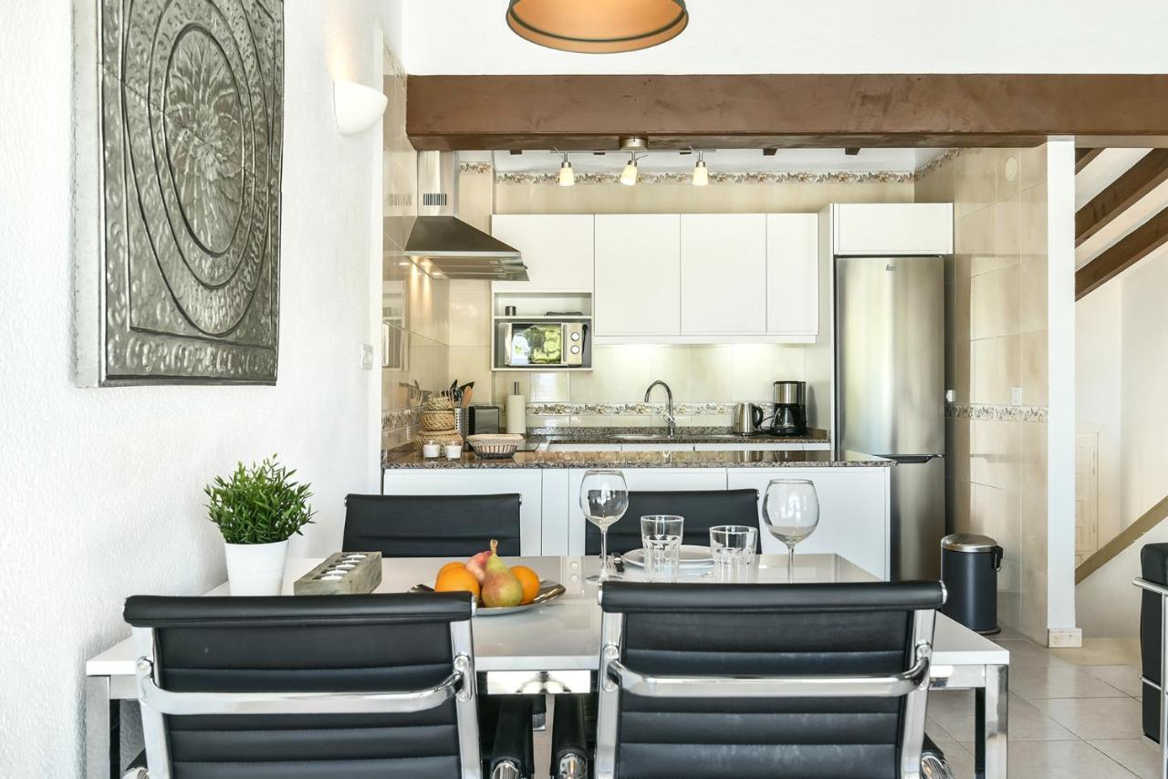 Modern Stylish Bungalow In Морайра Екстериор снимка