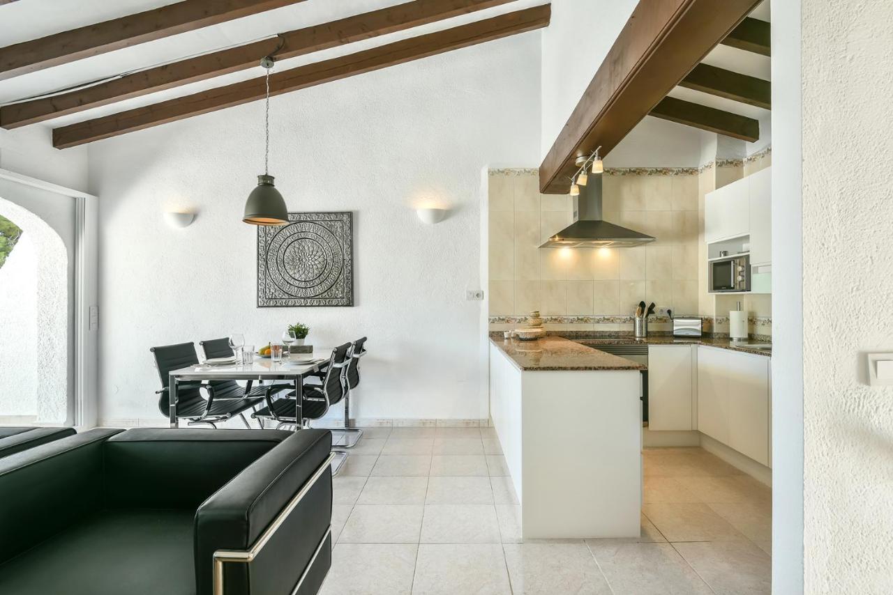 Modern Stylish Bungalow In Морайра Екстериор снимка